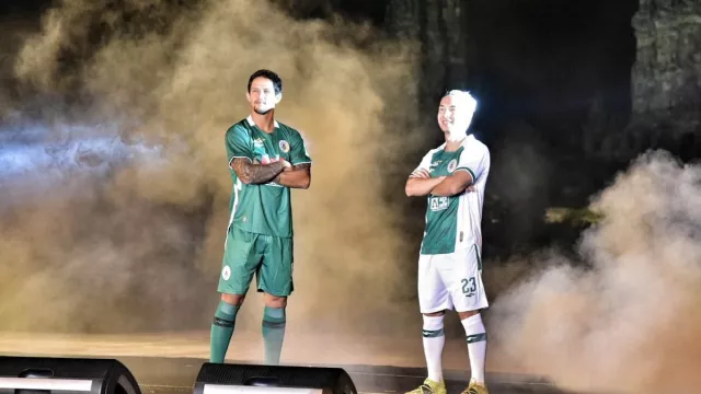 Gus Miftah Resmikan Seragam Baru PSS Sleman, Dominasi Hijau - GenPI.co