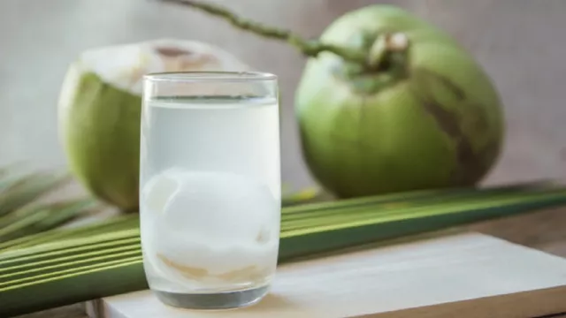 Air Kelapa Dimasukkan Dalam Rebusan Daging, Hasilnya Luar Biasa! - GenPI.co