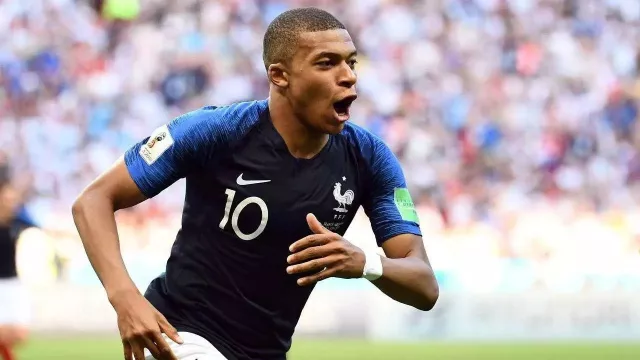 Link Live Streaming Prancis vs Wales: Adu Mbappe vs Bale - GenPI.co