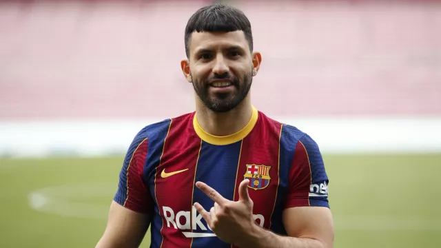 Barcelona Izinkan Aguero Susul Messi, tapi dengan 1 Syarat - GenPI.co