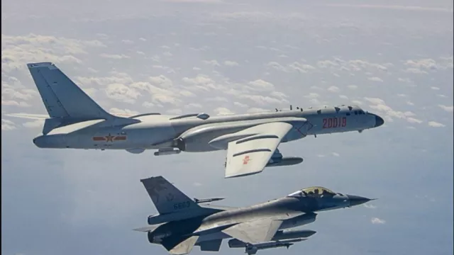 28 Pesawat Militer China Datang Mengepung, Taiwan Langsung... - GenPI.co