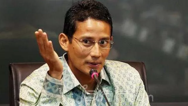 Gerindra Usung Prabowo di 2024, Sandi Mundur Pelan-pelan - GenPI.co