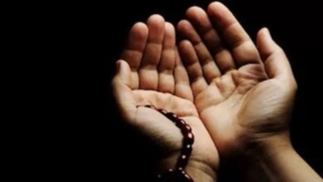 Kajian Gus Baha: Jangan Terlalu Banyak Berdoa Bisa Bahaya - GenPI.co