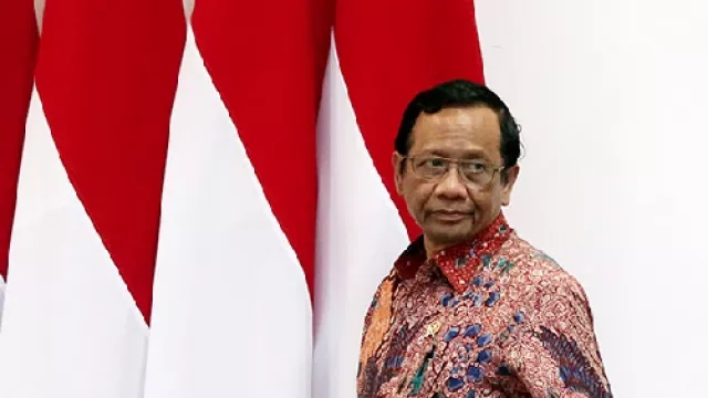 Suara Lantang Mahfud MD Mengejutkan: Presiden Jokowi Dijegal DPR - GenPI.co