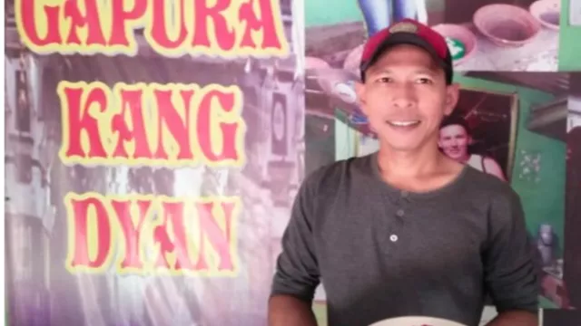 Wow! Jualan Serabi, Omzet Kang Dyan Tembus Jutaan Rupiah/Hari - GenPI.co Wow! Jualan Serabi, Omzet Kang Dyan Tembus Jutaan Rupiah/Hari - GenPI.co