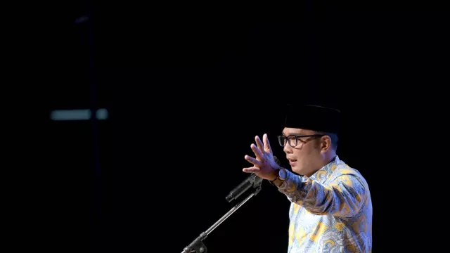 Ferdinand Blak-blakan Sindir Ridwan Kamil: Urus Provinsimu! - GenPI.co
