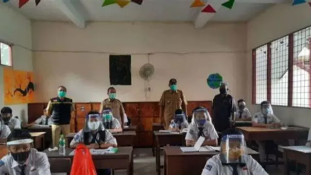 Sekolah Tatap Muka Dipastikan Mulai Juli - GenPI.co