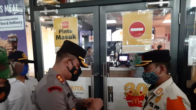 Pemesanan BTS Meal Tak Tertib, Gerai McDonald’s Disegel Aparat - GenPI.co