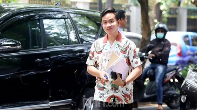 Gibran Dinilai Berpotensi Pimpin KNPI, Qodari Beber Alasannya! - GenPI.co