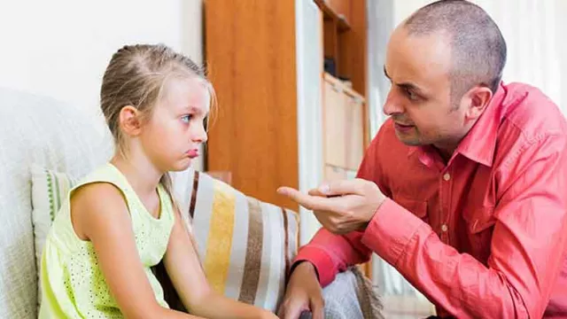 3 Cara Komunikasi ke Anak saat Orang Tua Memutuskan Cerai - GenPI.co