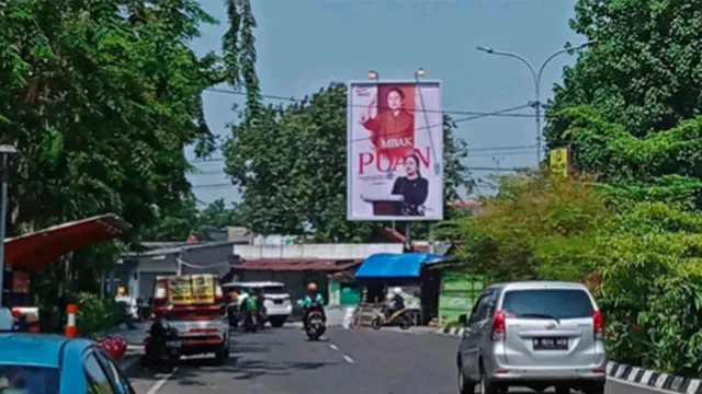 Baliho Puan Bertebaran di Surabaya, PDIP Jatim Buka Suara - GenPI.co