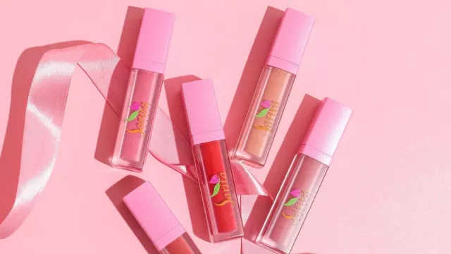 Lip Cream Sarita Beauty Jaga Bibir dari Efek Buruk Radikal Bebas - GenPI.co