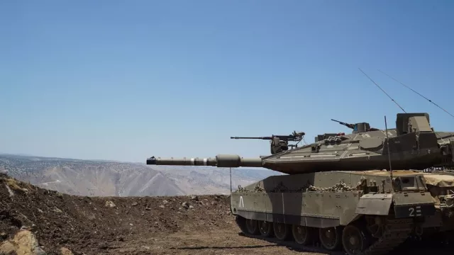 Pos Suriah Dipakai Hizbullah, Remuk Dibombardir Tank Israel - GenPI.co