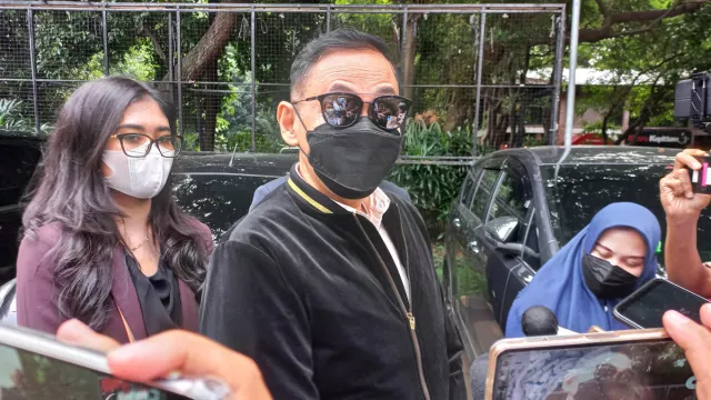 Kasus Lawan Roy Suryo, Lucky Alamsyah Jantan - GenPI.co