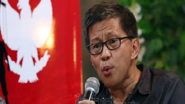 Rocky Gerung Sindir Jokowi, Kalimatnya Bisa Bikin Panas - GenPI.co