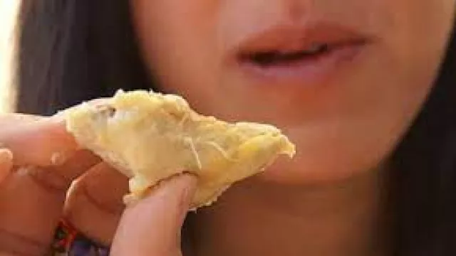 Bolehkah Ibu Hamil Makan Durian? Ketahui Takaran Gizinya - GenPI.co