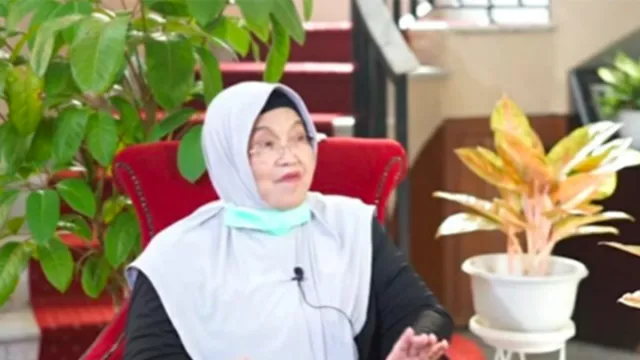 Presiden Jokowi Diceramahi Siti Fadilah Supari, Telak Banget - GenPI.co