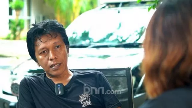 Adian Napitupulu Sindir Luhut-Muhaimin soal Masa Jabatan Presiden - GenPI.co