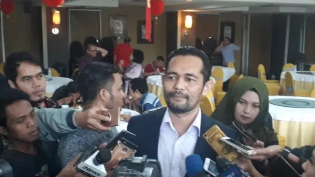 3 Petinggi PDIP Kritik Jokowi, Boni Hargens Langsung Komentar - GenPI.co