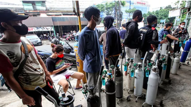 Soal Ketersediaan Tabung Oksigen, Jokowi Perintahkan Hal Ini! - GenPI.co