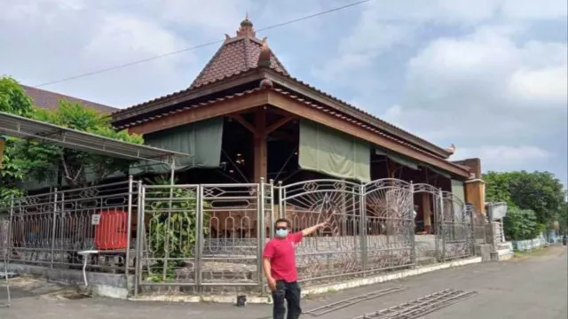 Dalang Ki Manteb Meninggal, Sempat Hendak Dibawa ke Rumah Sakit - GenPI.co Dalang Ki Manteb Meninggal, Sempat Hendak Dibawa ke Rumah Sakit - GenPI.co