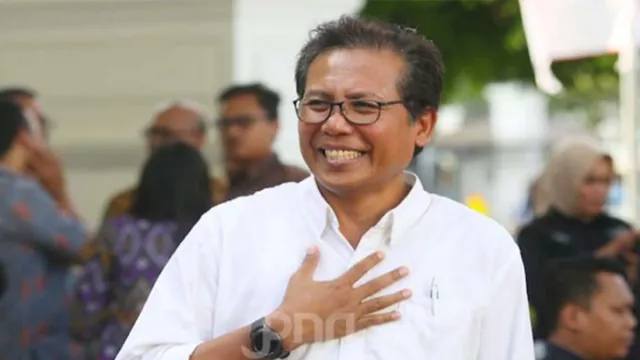 Fadjroel Rachman Jubir Tergagal? Refly Harun Angkat Bicara - GenPI.co