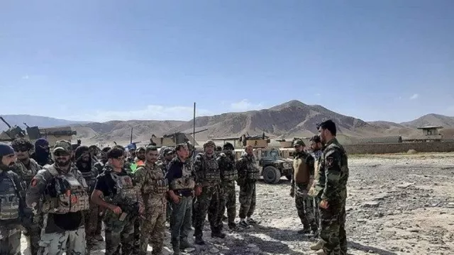 Kalah dari Taliban, 1.000 Tentara Afghanistan Kabur ke Tajikistan - GenPI.co
