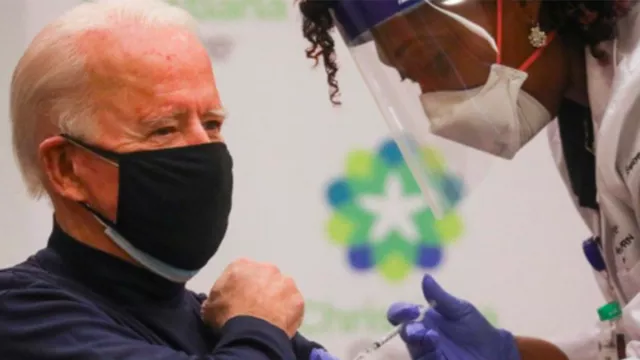 Vaksinasi AS Capai 160 Juta Orang, Biden Fokus pada Varian Delta - GenPI.co