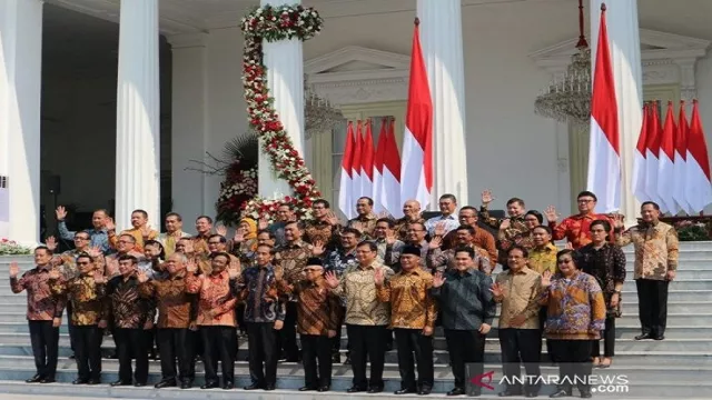 Ini Dia Menteri yang Kinerjanya Rendah, Layak Diganti - GenPI.co