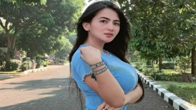 Dianna Dee Bongkar Soal Harga, Nikita Mirzani Langsung Melongo - GenPI.co