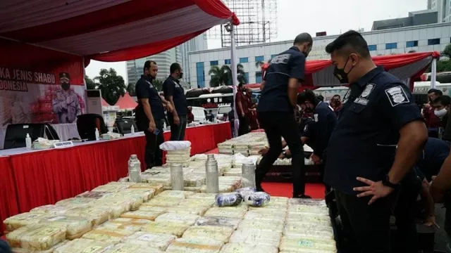 7 Hektare Ladang Ganja di Aceh Dibakar Tak Tersisa - GenPI.co 7 Hektare Ladang Ganja di Aceh Dibakar Tak Tersisa - GenPI.co