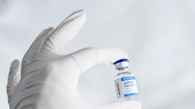 Vaksin Gotong Royong Nantinya Tak Hanya di Kimia Farma Saja - GenPI.co