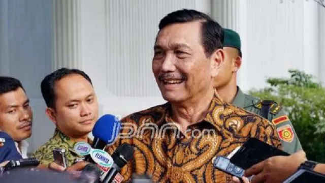 Luhut Dinilai Arogan, Pengamat Beri Ucapan Menohok - GenPI.co