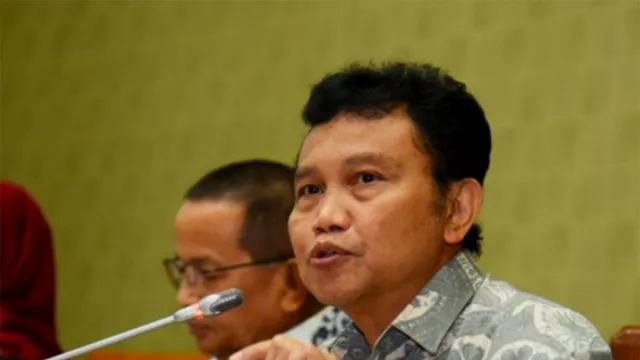 Covid-19 Makin Gawat, DPR Dukung Perpanjangan Masa PPKM Darurat - GenPI.co