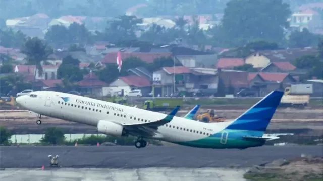 Gaji Direksi Garuda Indonesia Naik, Pengamat: Pemborosan Anggaran - GenPI.co