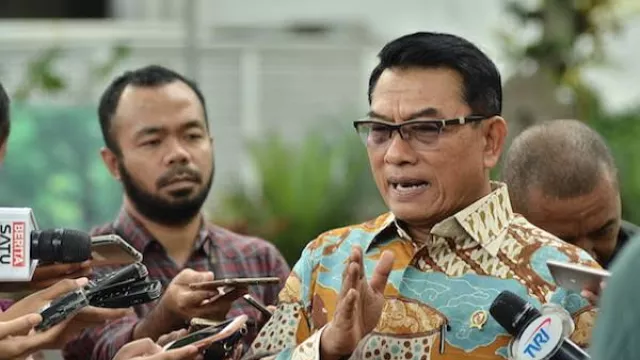 Pengamat Bongkar Hubungan Moeldoko dengan Jokowi: Sangat Hormat! - GenPI.co