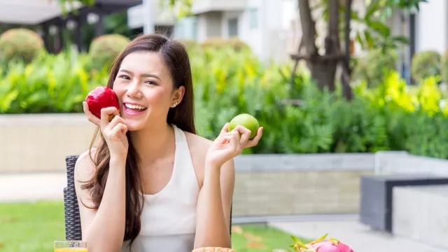 Kamu yang Punya Kulit Kering, Dianjurkan Konsumsi 3 Makanan Ini - GenPI.co