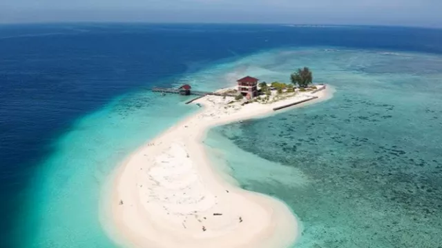 Pulau Kodingareng Keke, Serpihan Surga Tersembunyi di Makassar - GenPI.co