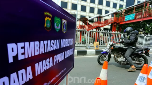 Tanpa Lockdown, Polisi dan Masyarakat Bisa Bersitegang - GenPI.co