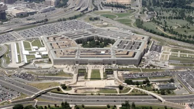 Keamanan Jebol dan Bunyi Tembakan, Pentagon pun Dikunci Total - GenPI.co