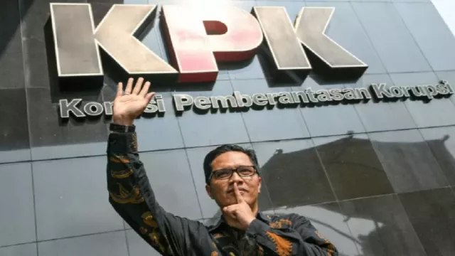 Febri Diansyah: KPK Makin Runtuh, Ini 2 Cara Menyelamatkannya - GenPI.co