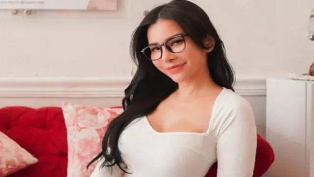 Maria Vania Ungkap Bagian Tubuh Favoritnya, Ini Dia! - GenPI.co