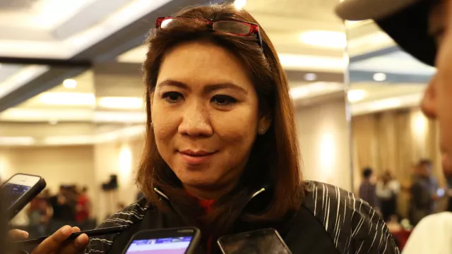 Susy Susanti Beri Wejangan Jelang Piala Uber 2020 - GenPI.co