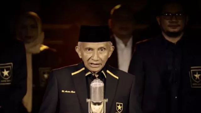 Teriakan Amien Rais Mengejutkan, Presiden Jokowi Dikuliti Habis - GenPI.co