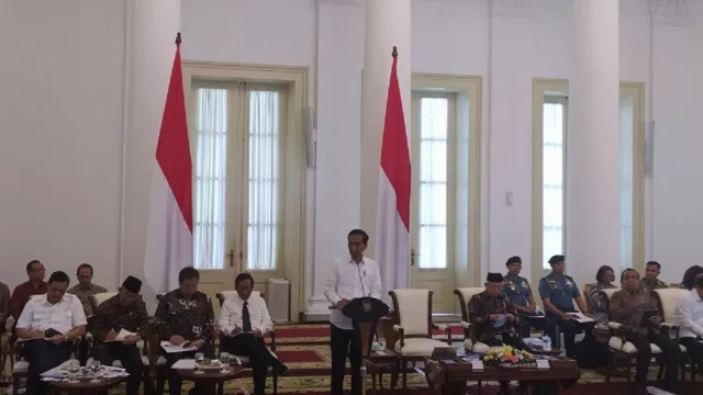 4 Menteri Jokowi Rapotnya Merah, Layak Dicopot - GenPI.co
