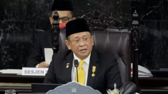 Amendemen UUD 1945 Memanas Lagi, Respons Pengamat Menohok - GenPI.co