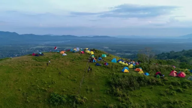 Menikmati Keindahan Wisata Bukit Gelatik, Dijamin Happy dan Seru! - GenPI.co