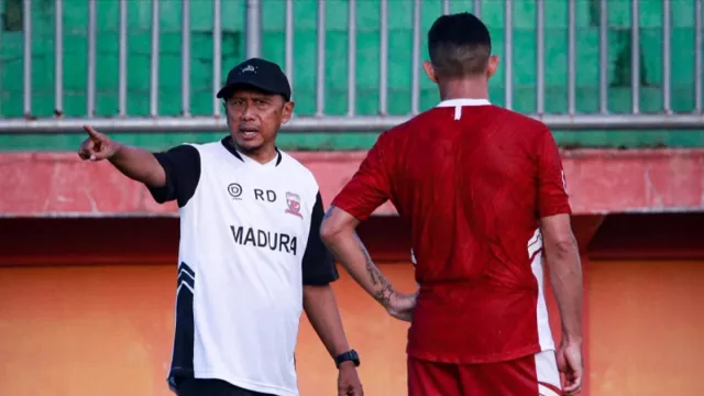 Madura United Cari Sosok Pemain Ini, Coach RD Siap Kandas - GenPI.co