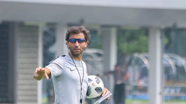 Luis Milla Merapat ke Persib Bandung, Atep Ungkap Harapan di Liga 1 - GenPI.co