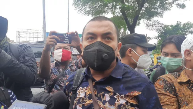 Kapitra Ampera Menasihati HRS, Aziz Yanuar Beri Respons Menohok! - GenPI.co